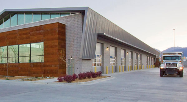 Amarr 2042 - Energy Efficient Polyurethane Insulated Commercial Steel Door