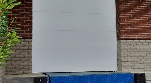 Amarr 2042 - Energy Efficient Polyurethane Insulated Commercial Steel Door